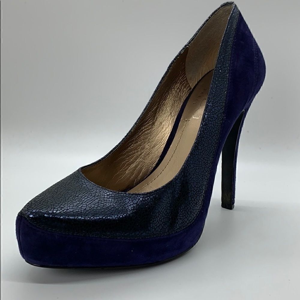 BCBG Paris purple suede and black leather heels